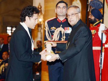pranab mukharjee-sachin tendulkar