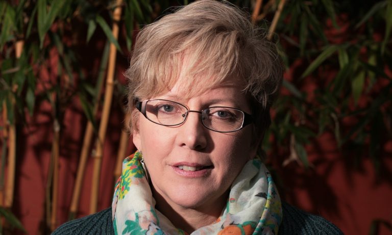 Carrie Gracie: BBC China Editor resigns for pay gaps.