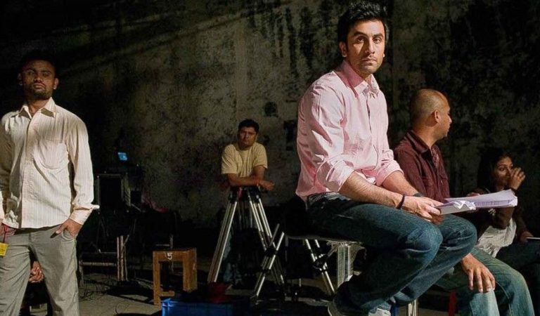 पीआर एजेंसियों के तिलिस्म में करियर तराशते सेलेब्स